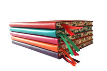 Load image into Gallery viewer, Artisan Art Jade Mosinski: Bee Journal